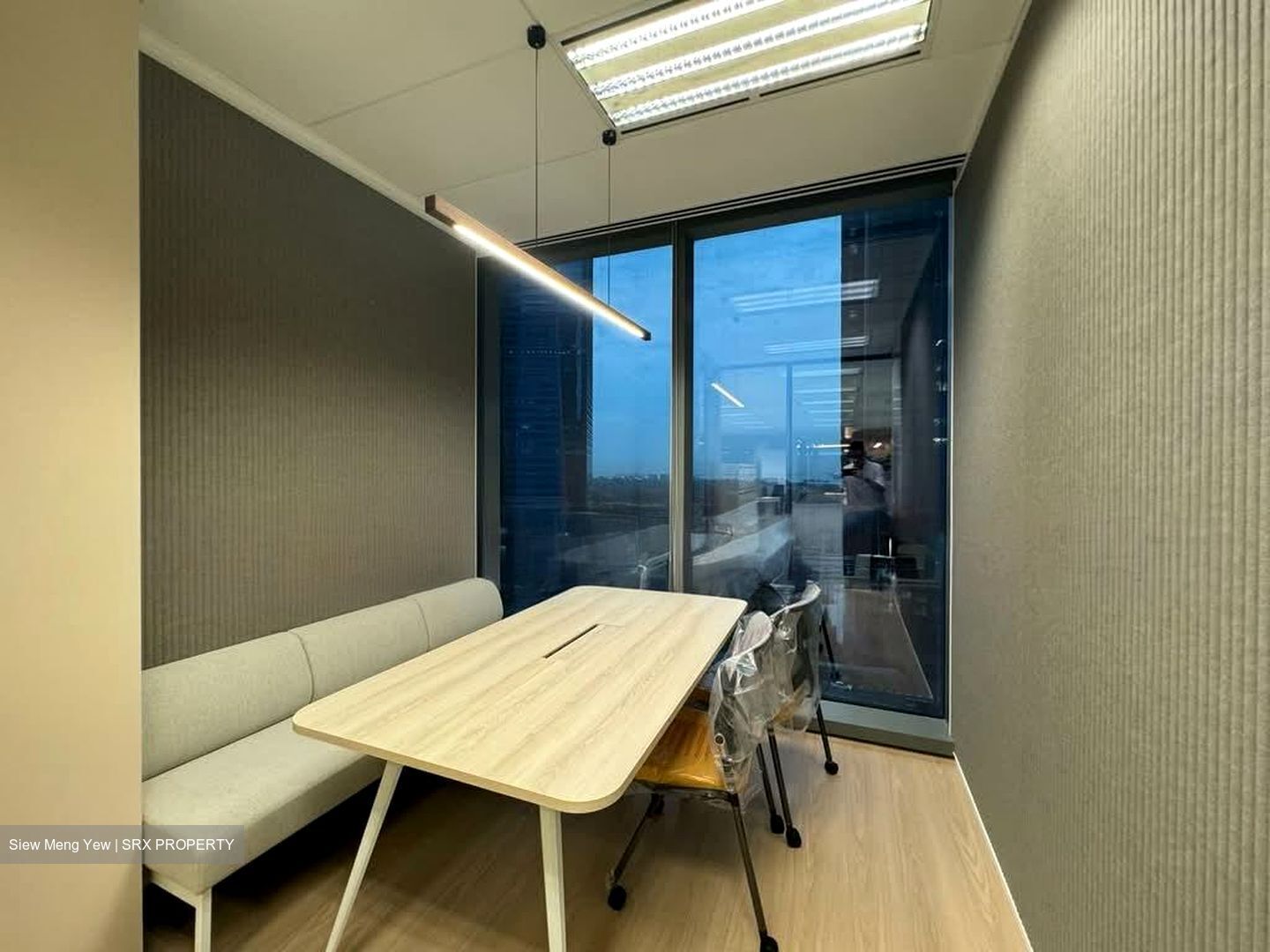 Asia Square Tower 1 (D1), Office #557096351